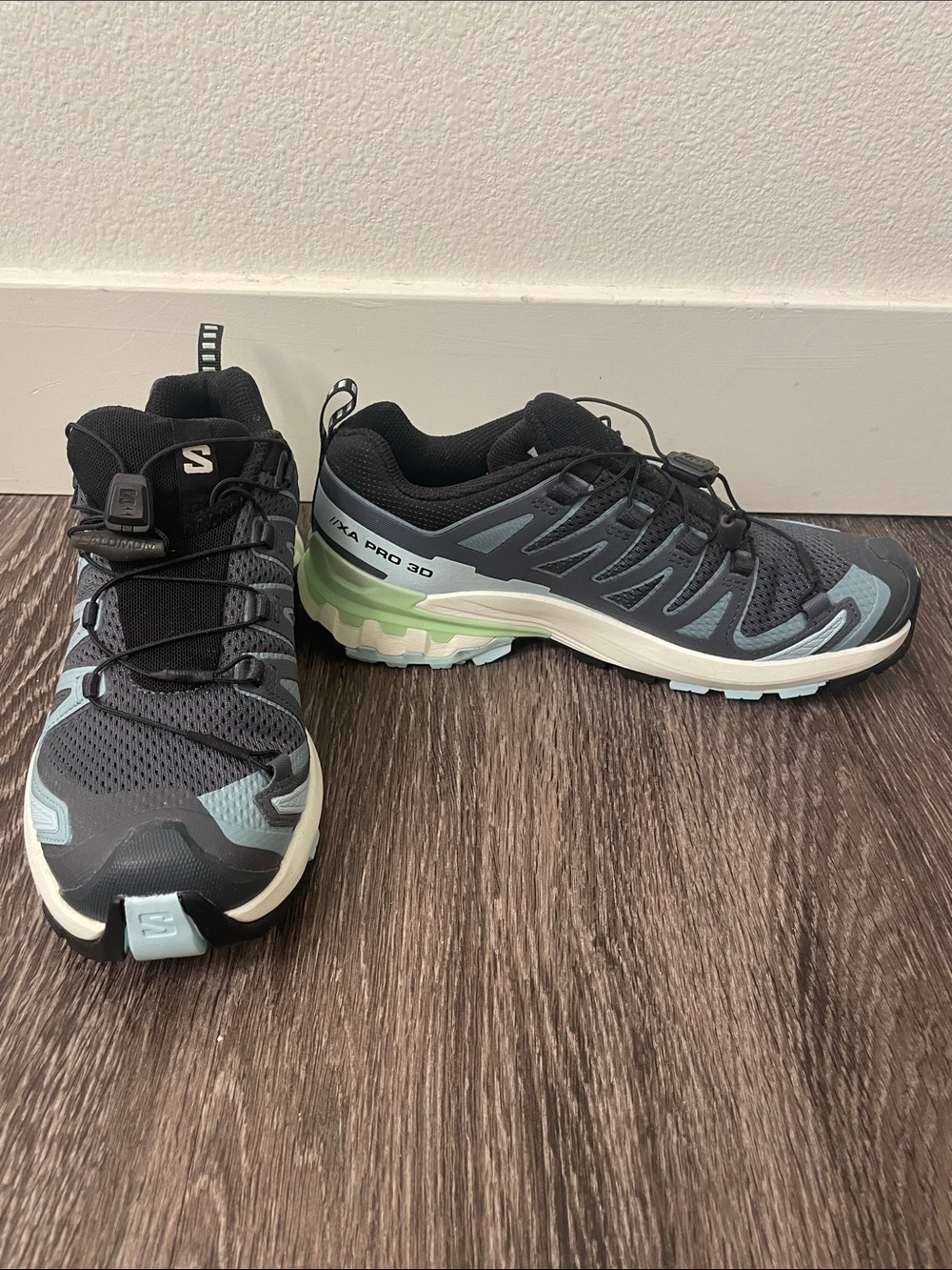 Salomon XA PRO 3D V9